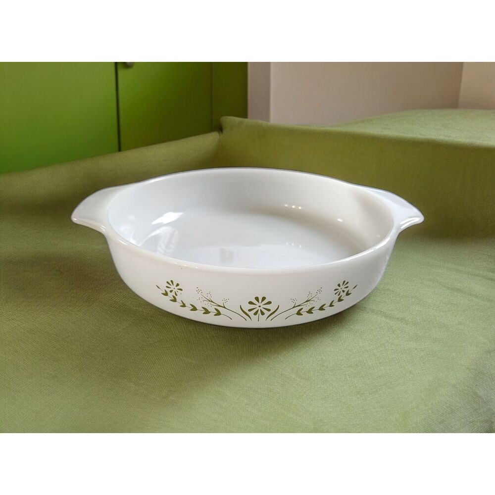 Vintage Glassbake Fire King Casserole Green Daisy Daisies Spring Flower 9"